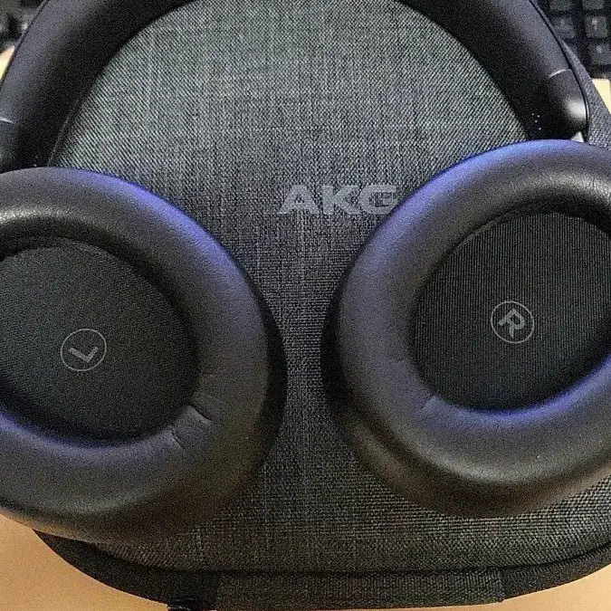 AKG N9 블루투스 헤드셋 풀박 판매합니다 18