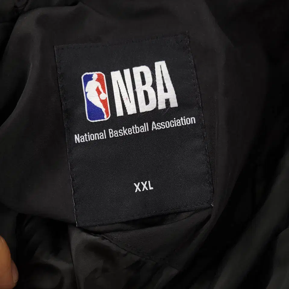 NBA 엔비에이 블랙 톤톤 골든스테이트 워리어스 암패치 백프린팅 롱패딩