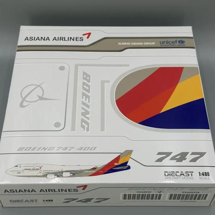 1/400 JC Wings 아시아나항공 B747-400 HL7428