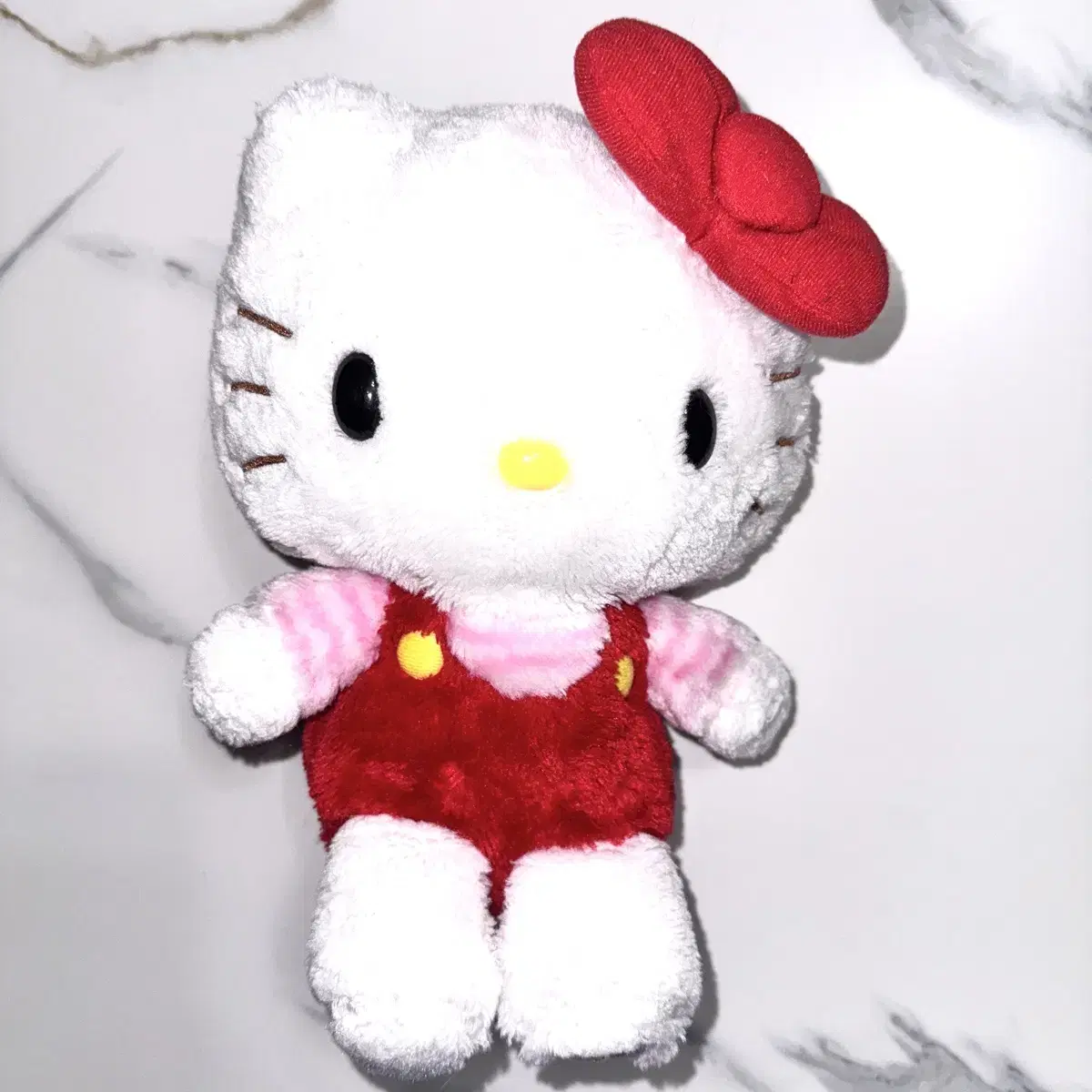 Sanrio 산리오 핑크 레드 멜빵 사과 헬로키티 인형