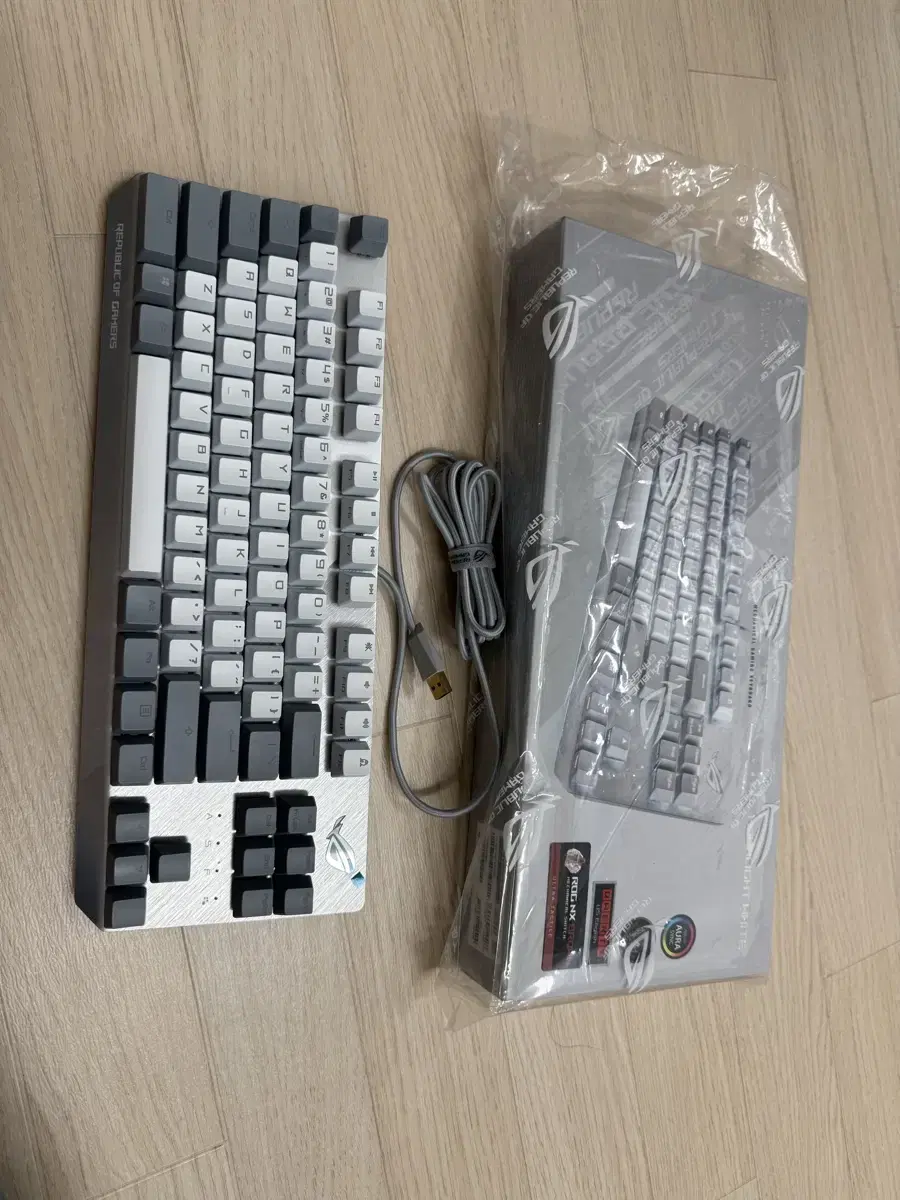 ASUS STRIX SCOPE NX TKL WHITE 갈축 기계식키보드