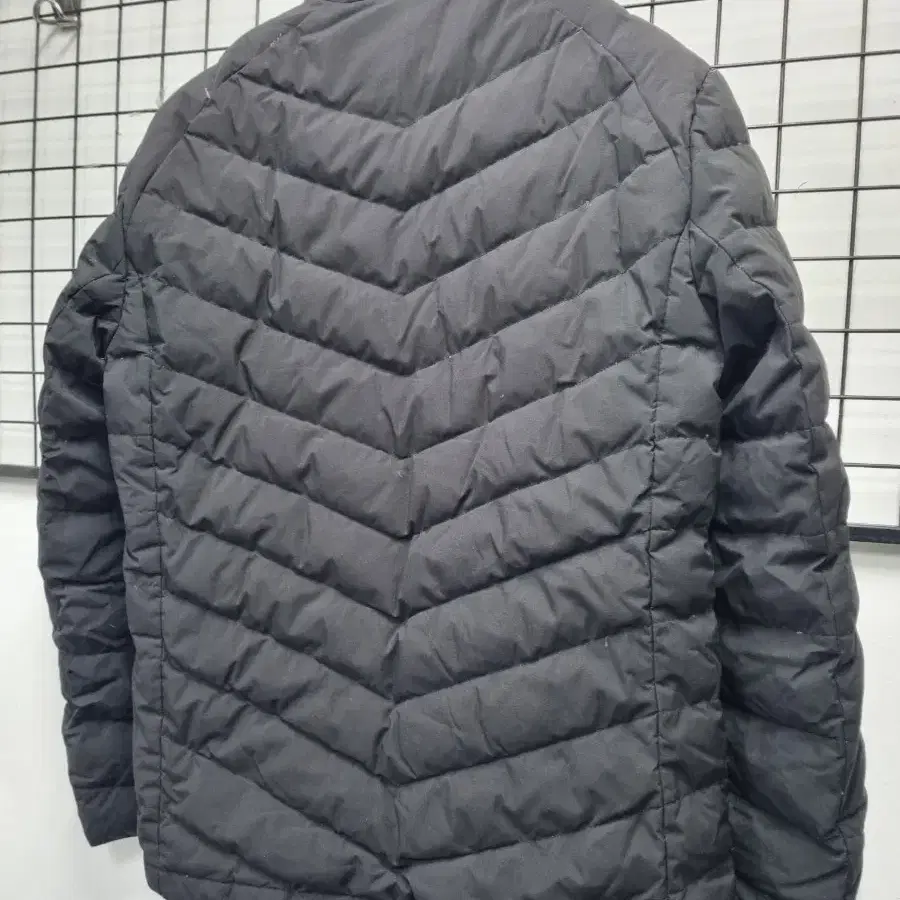 105XL K2 경량 다운 패딩.