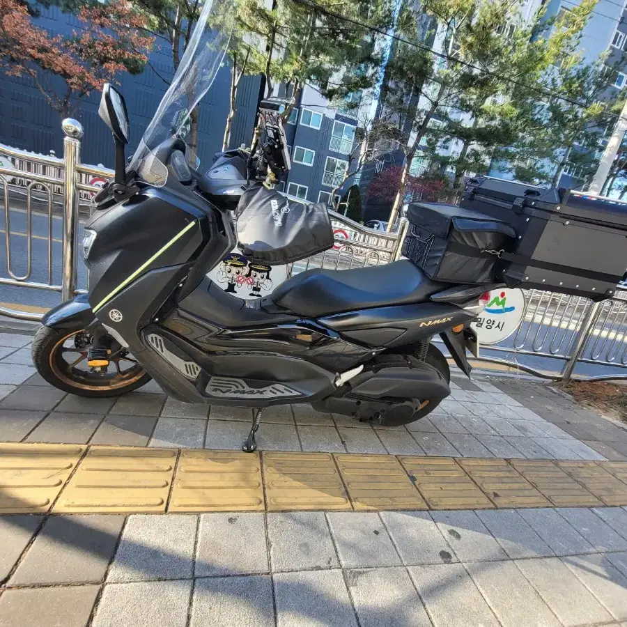 nmax125 23년식 판매