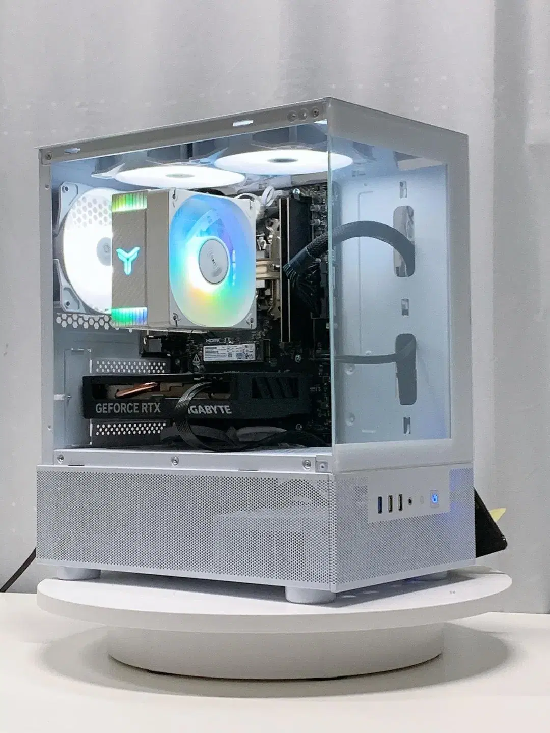 [사진그대로] 라이젠7500F RTX4060 고사양 인기 게이밍컴퓨터PC