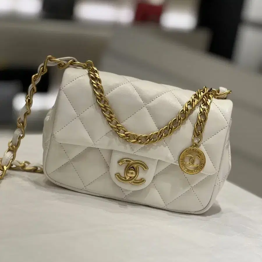 CHANEL mini금화 숄더백 크로스 토트