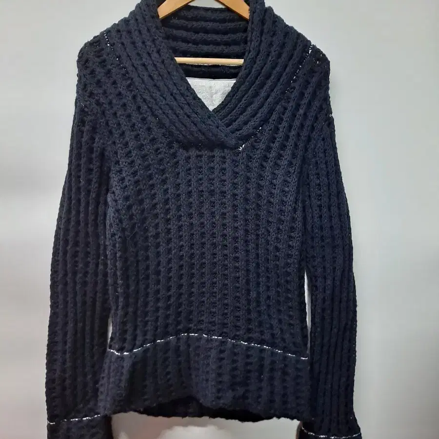 (S) 메종마르지엘라  H&M 브이넥 니트 S5.9