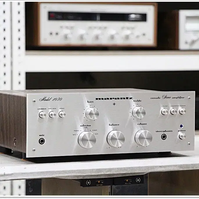 마란츠(MARANTZ-미국) A급 컴팩트형 인티앰프 MODEL 1030