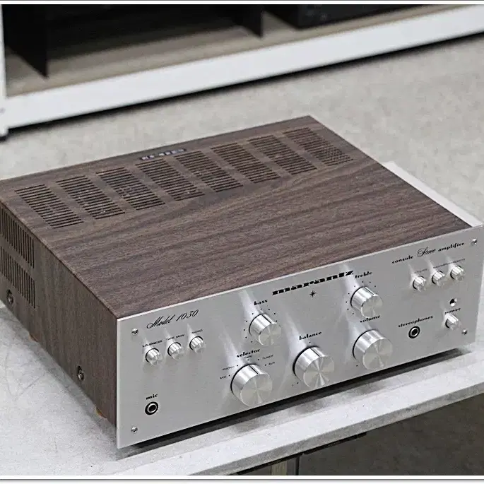 마란츠(MARANTZ-미국) A급 컴팩트형 인티앰프 MODEL 1030