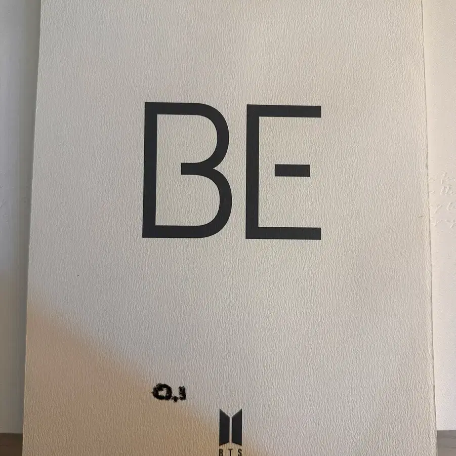 방탄소년단 be Essential Edition 개봉 앨범, 노트