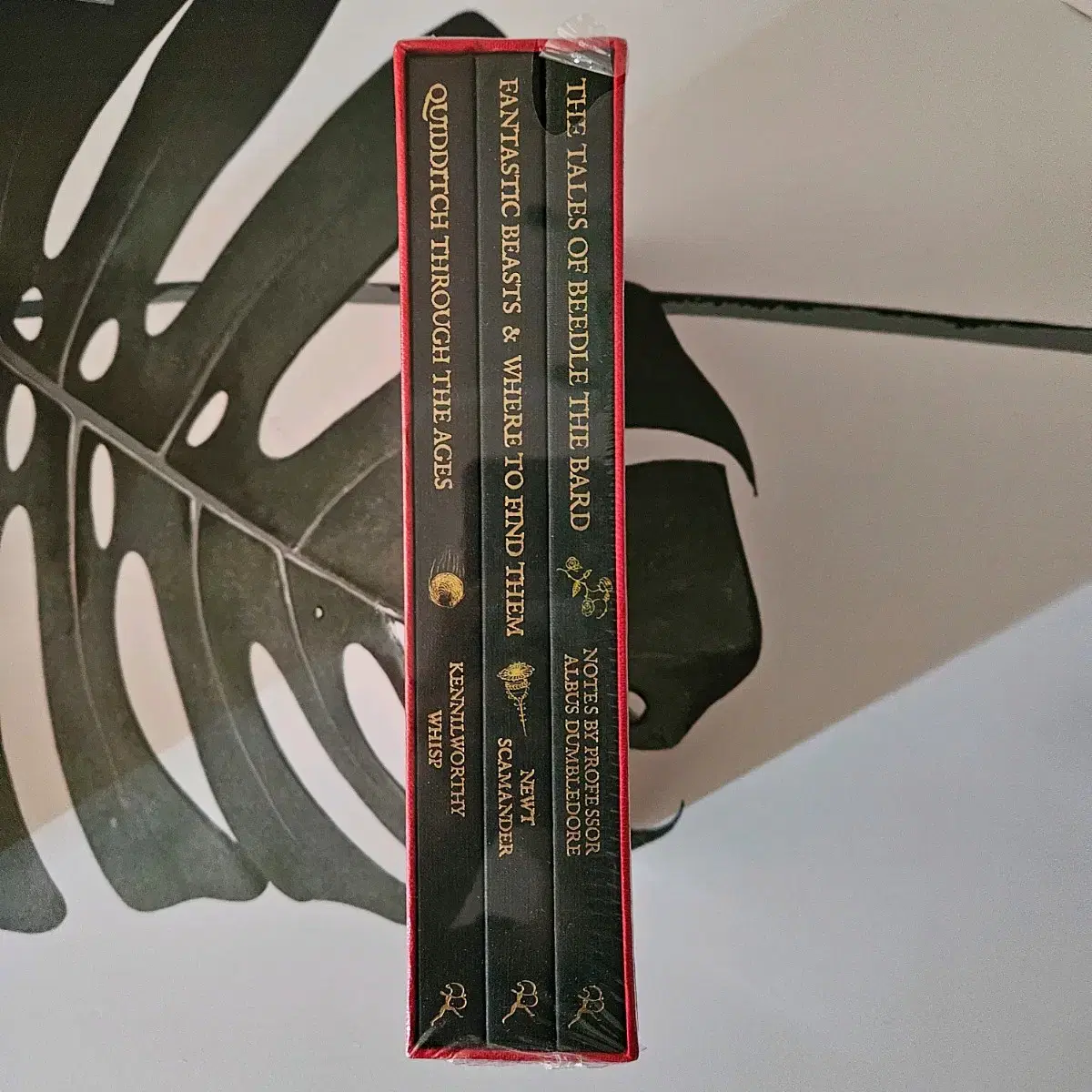 The Hogwarts Library Boxed Set 해리포터 호그와트