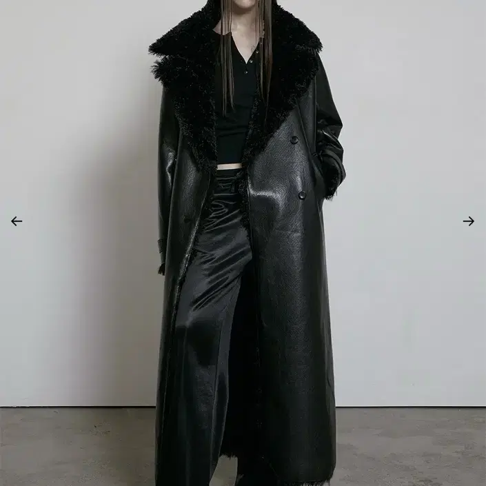 보헴서 FAUX LEATHER SHEARING COAT 레더롱코트