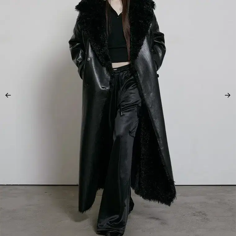 보헴서 FAUX LEATHER SHEARING COAT 레더롱코트