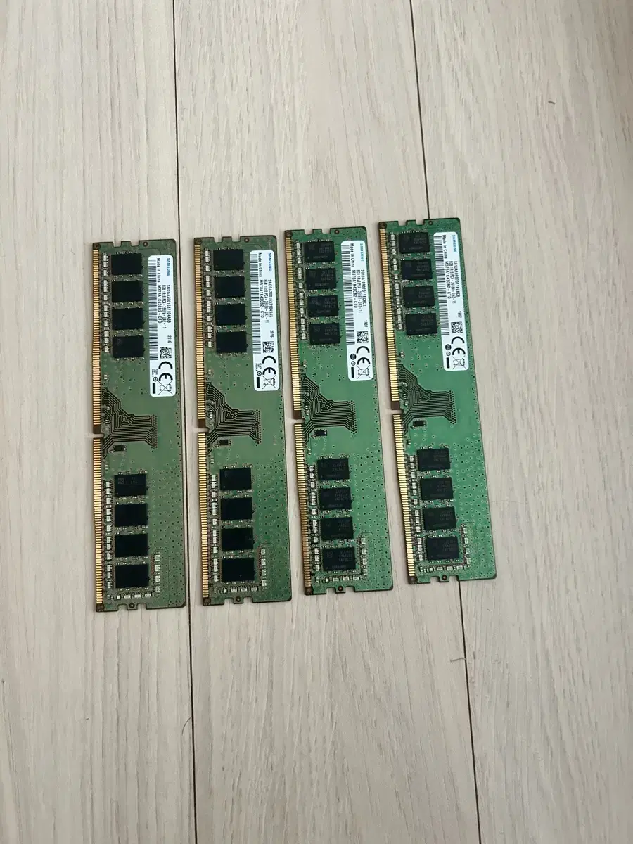 삼성 DDR4 8Gx4 32G 시금치 램