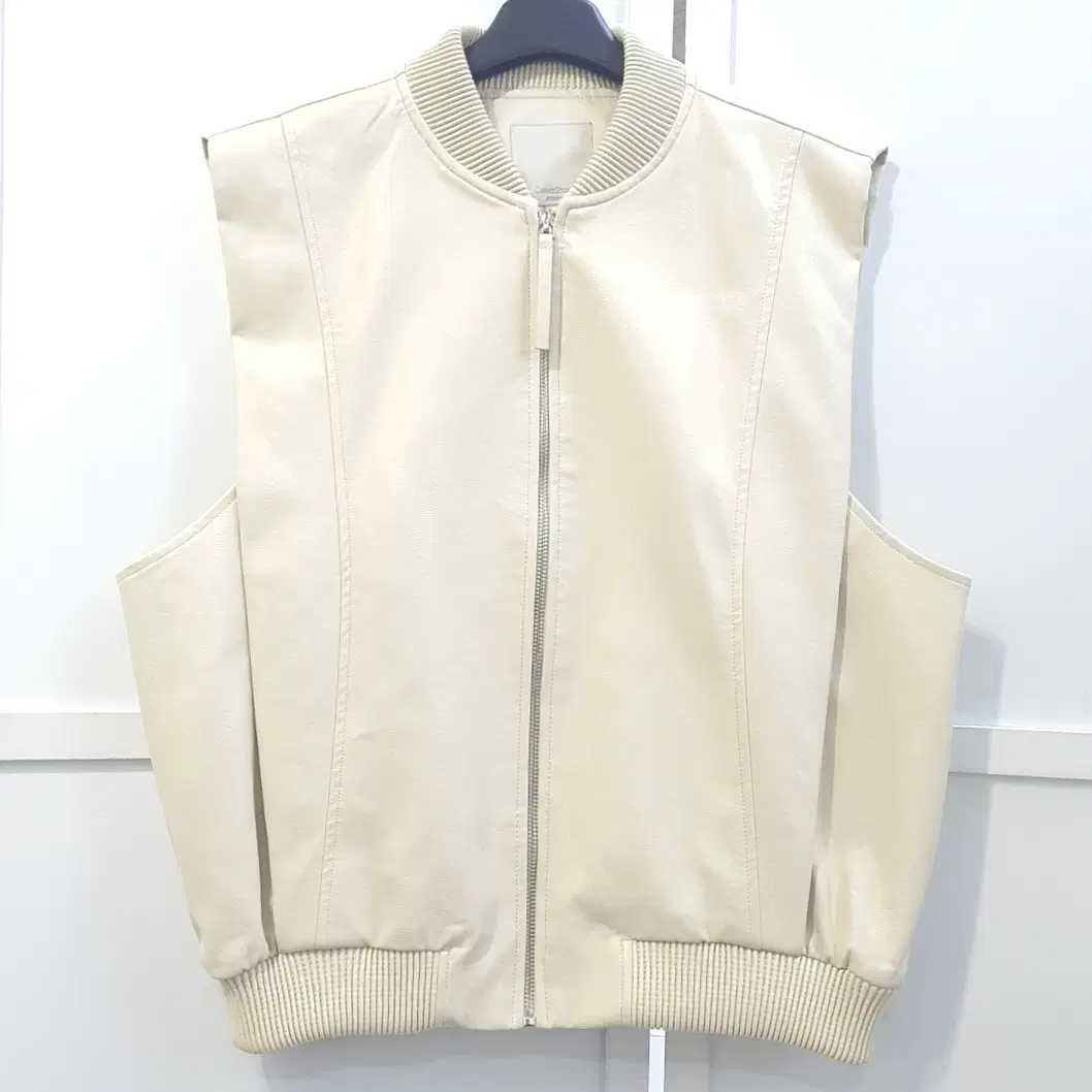 Célèbre Shop Eco Leather Vest