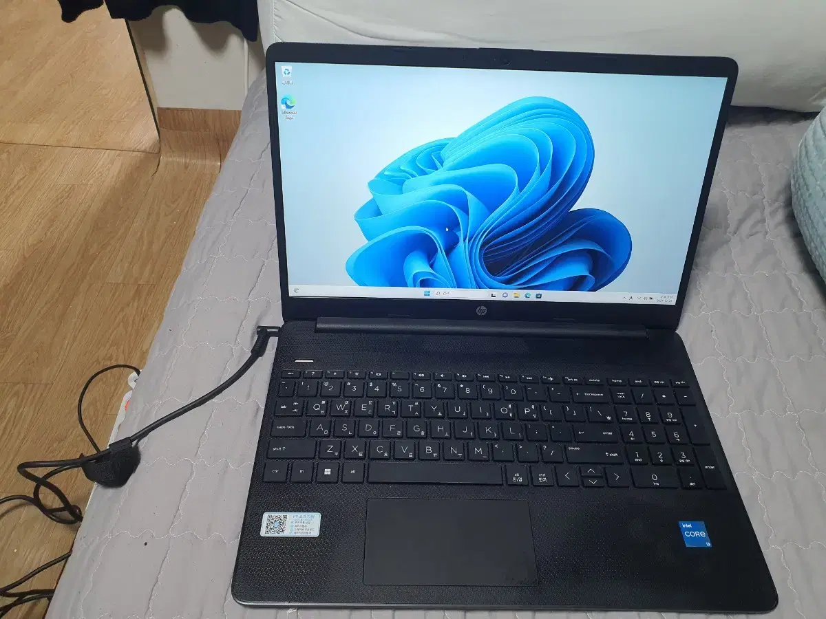 HP 노트북 15s-fq5090TU I3-12세대,8GB,256 SSD