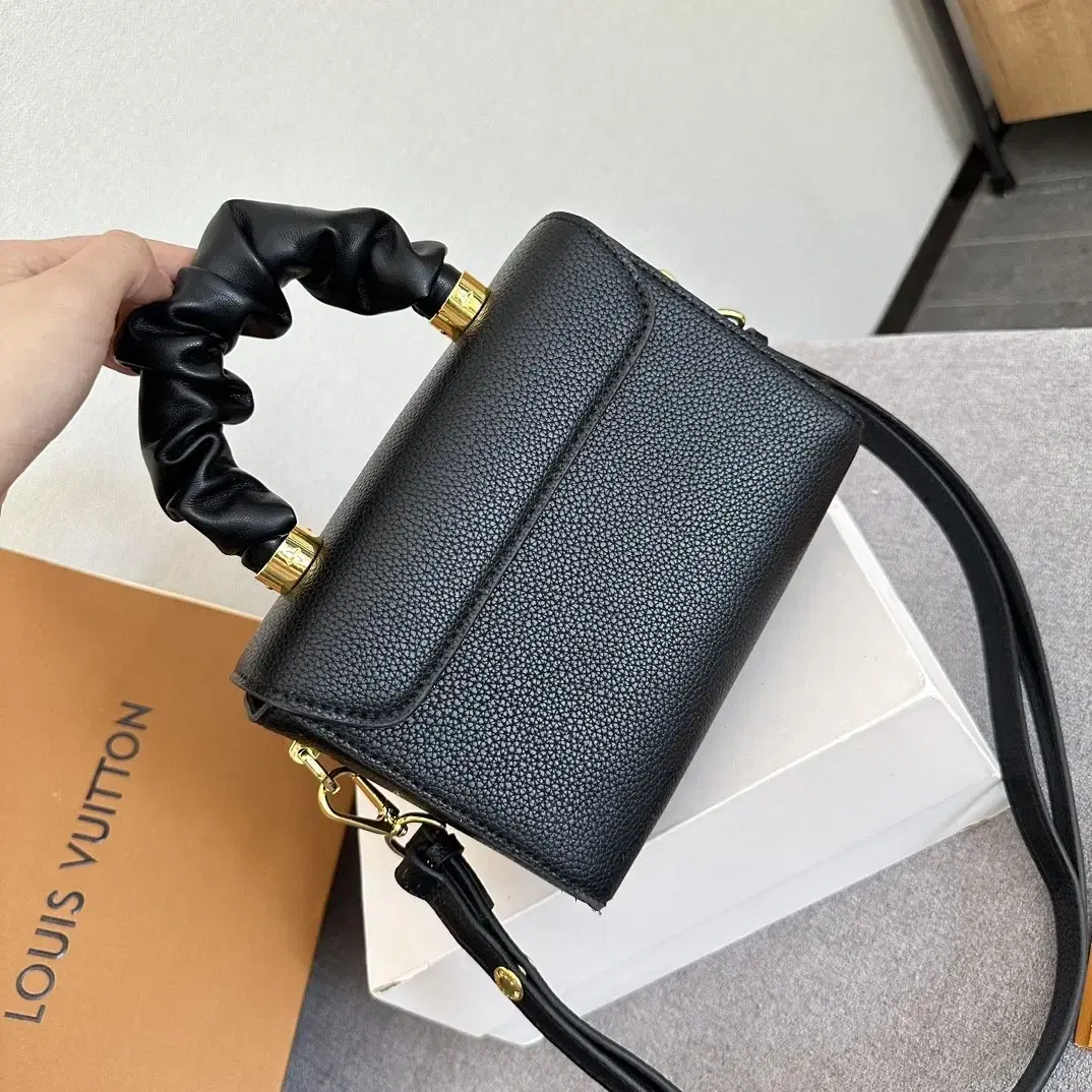 루이비통 Louis Vuitton 숄더백