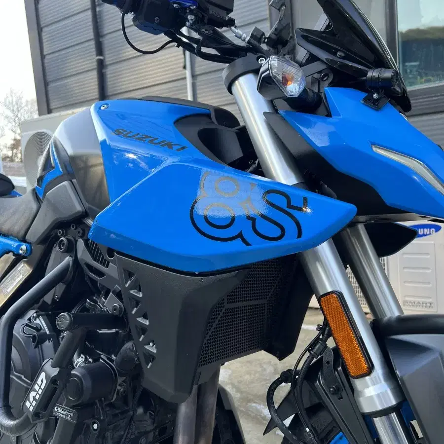 24년식 스즈키 GSX-8S 블루 판매