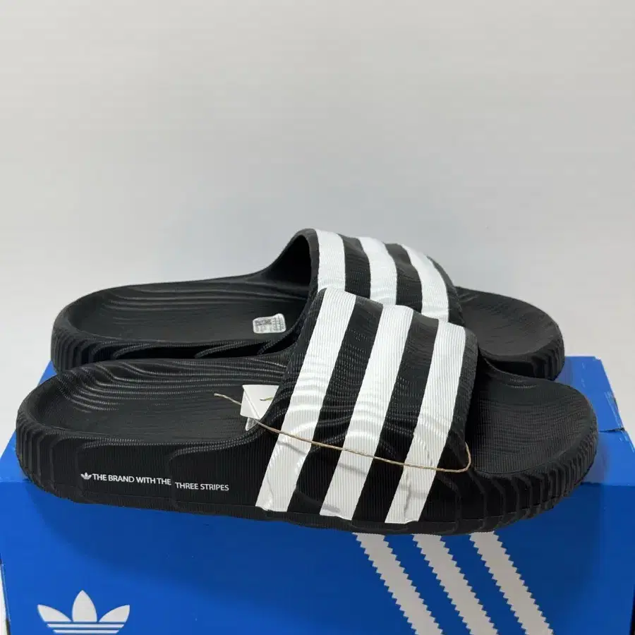 아디다스 Adidas 아딜렛 22 코어 블랙 275mm 슬리퍼