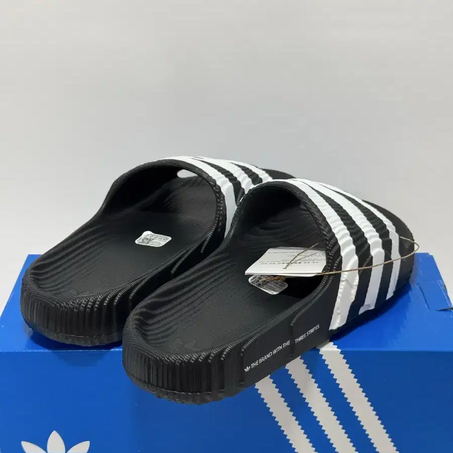 아디다스 Adidas 아딜렛 22 코어 블랙 275mm 슬리퍼