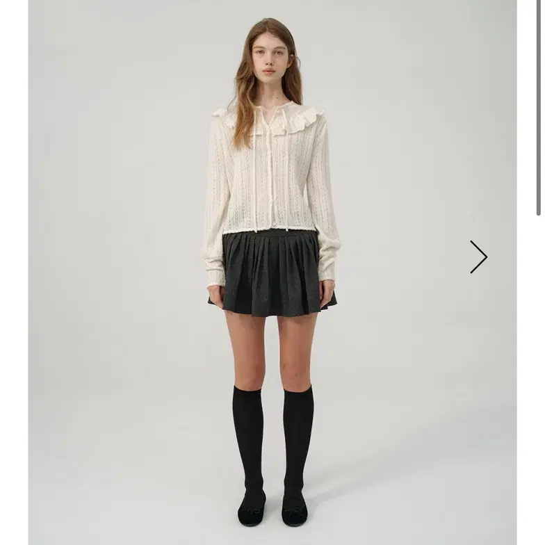 더바넷 Karelian Pleats Mini Skirt s사이즈