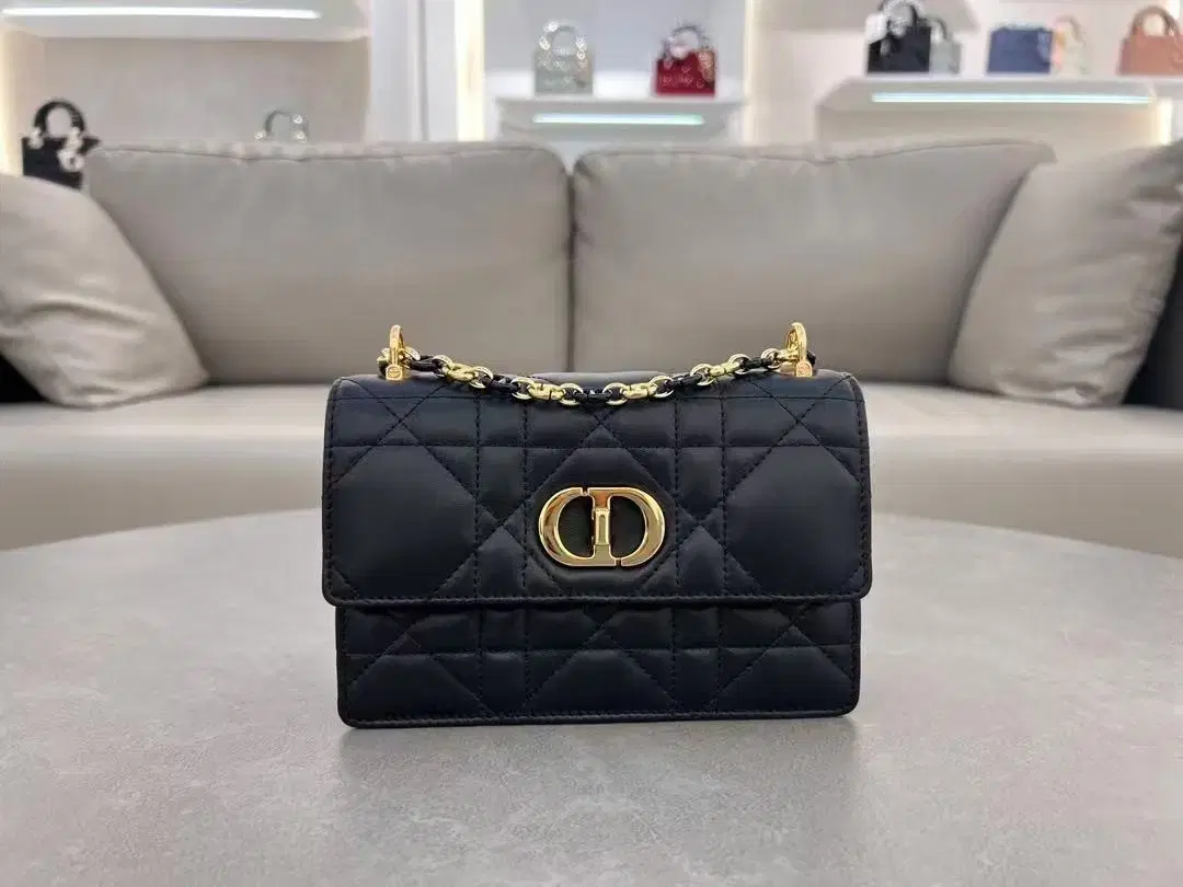 DIOR 체인 숄더백 크로스