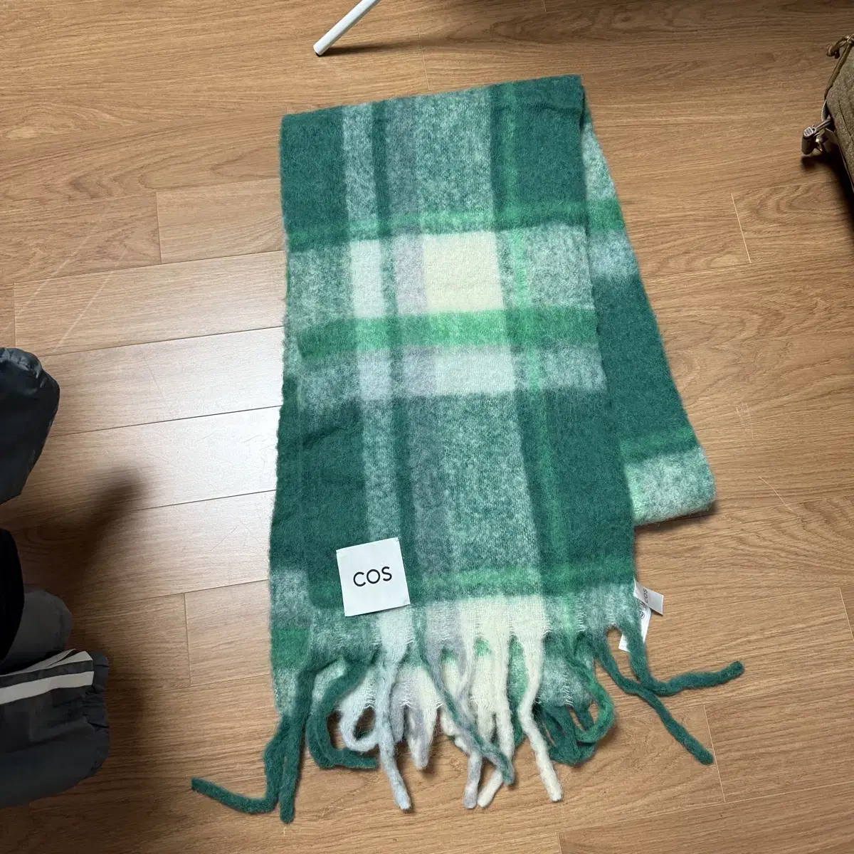 Course Oversized Alpaca Muffler Green Check Shawl