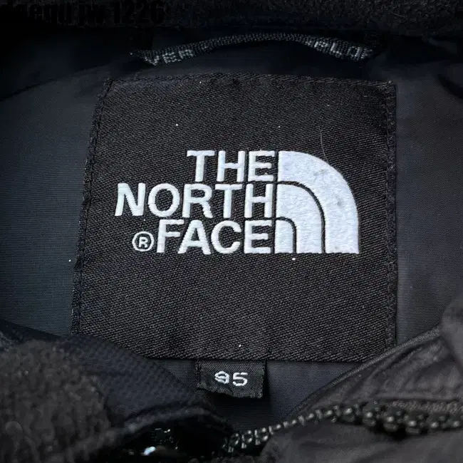 M 100- THE NORTH FACE JUMPER 노스페이스 패딩 점퍼