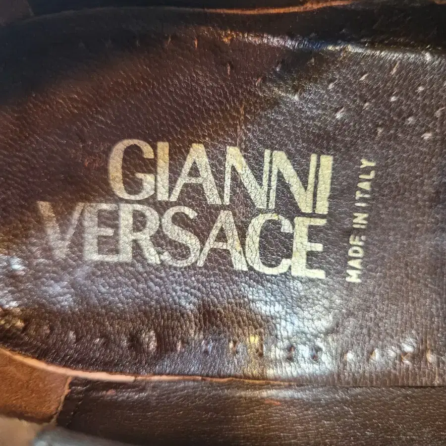 잔니 베르사체 GIANNI VERSACE 남성 로퍼 7.5