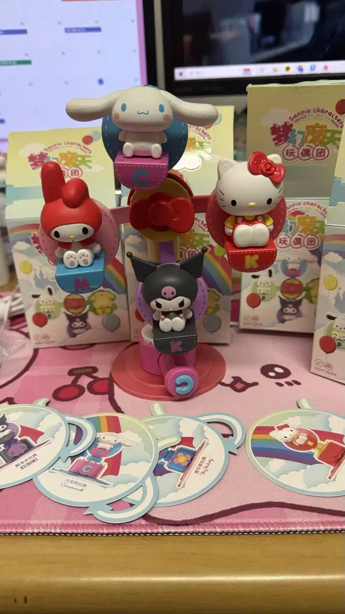 Sanrio Ferris Wheel Figures Kitty Mamel Shinakuro