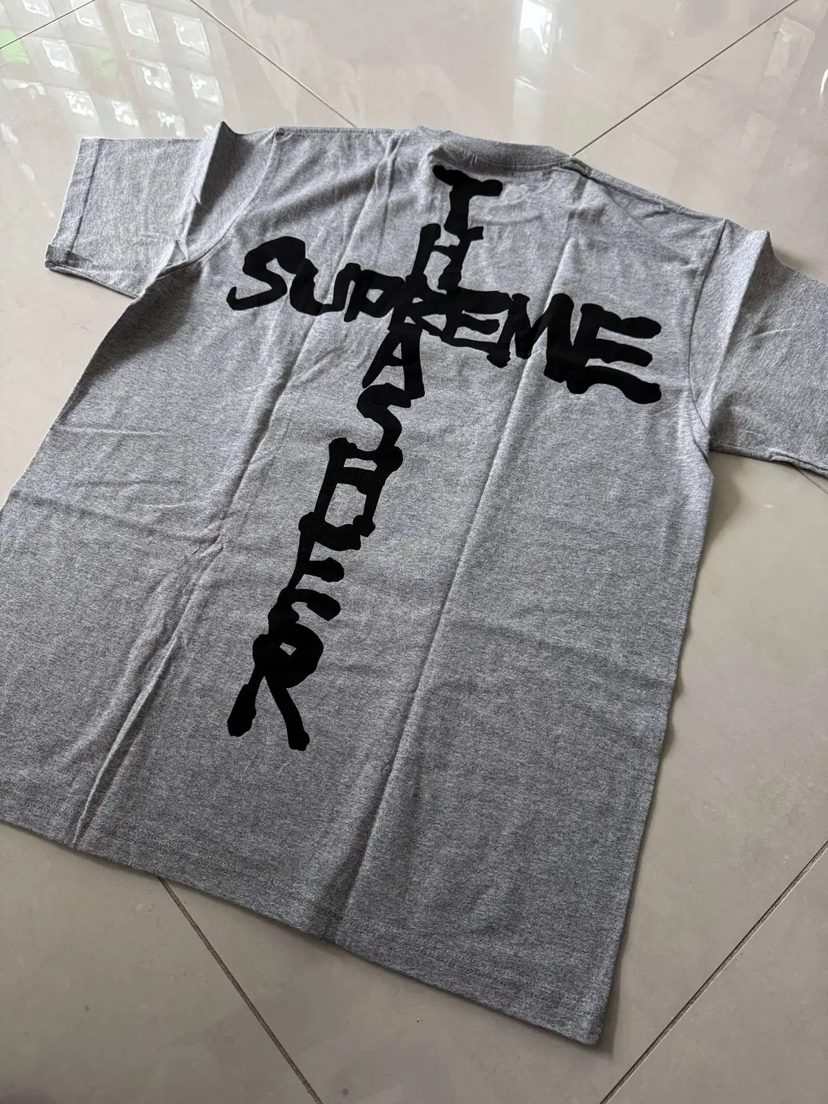 SUPREME CROSS TEE 크로스티