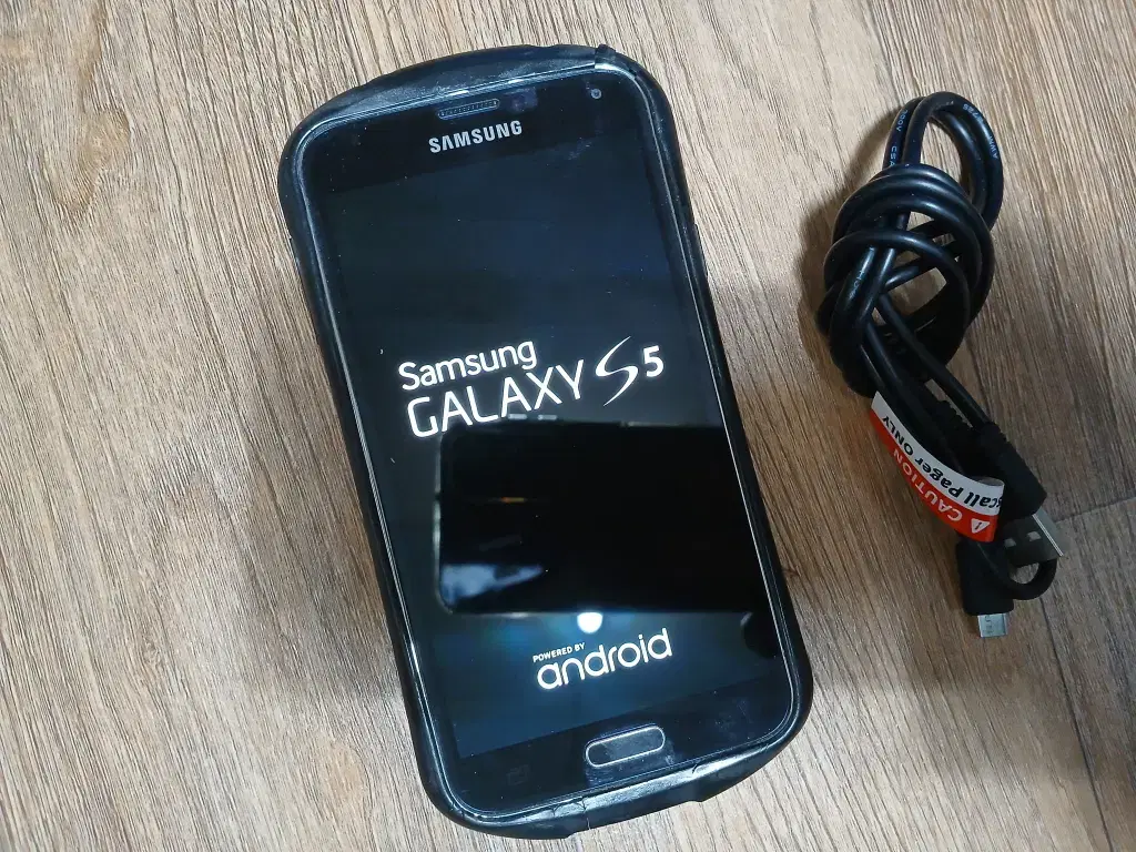 삼성 갤럭시 S5 SM-G900L 휴대폰 안 6.0.1 성능굿