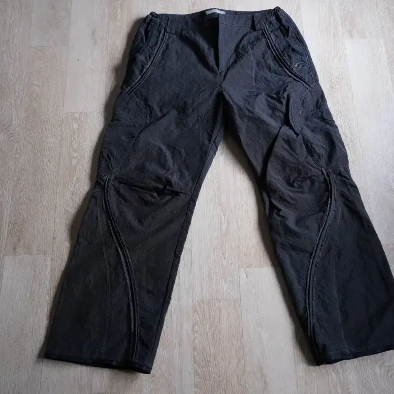 산산기어 나일론 팬츠 PIPING PANTS [BLUE CHARCOAL]