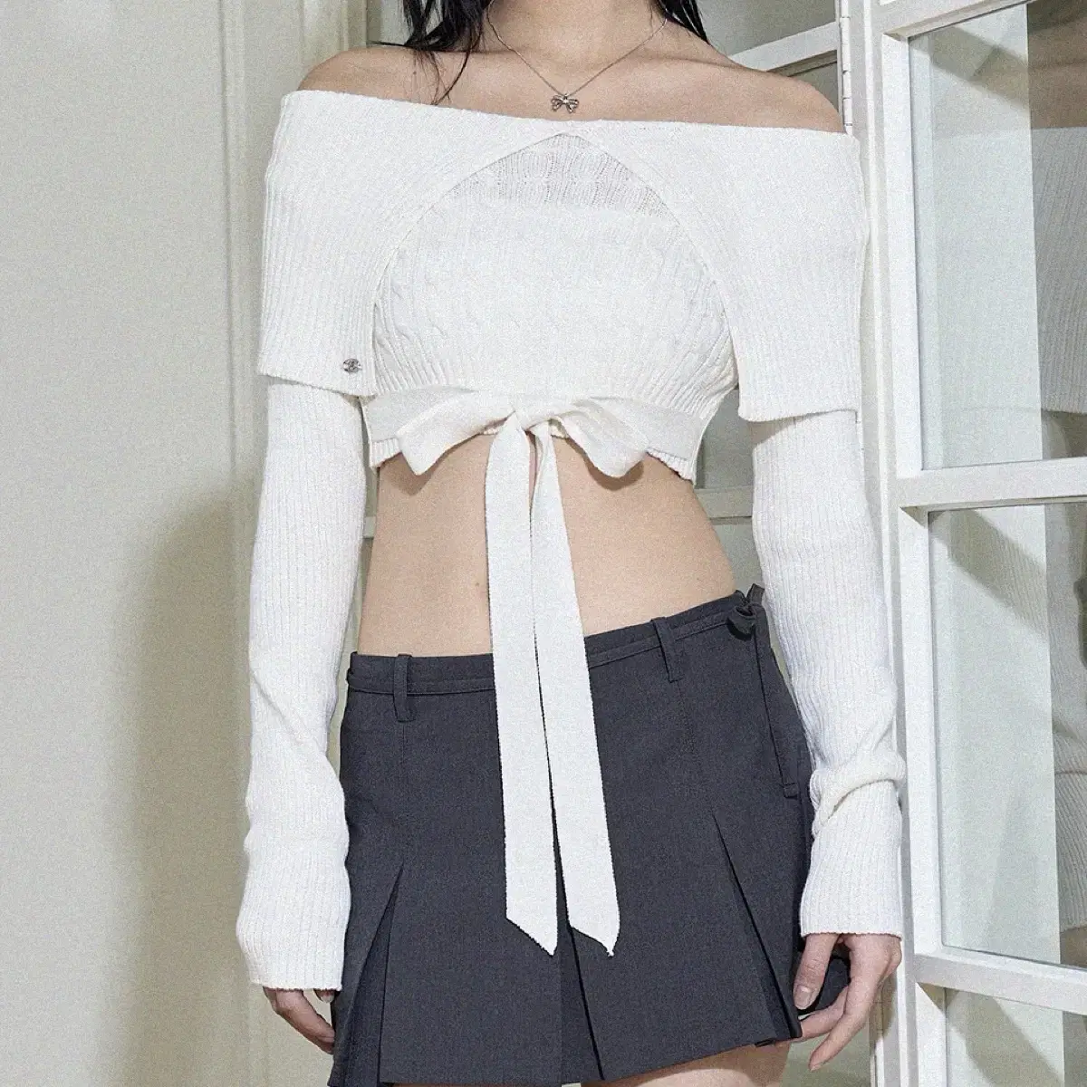 Pain or Pleasure Merry Buckle Top Beige on Bunjang Global Site.