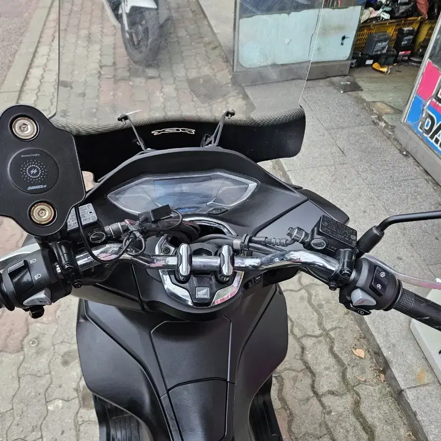 pcx125 판매중 23년식