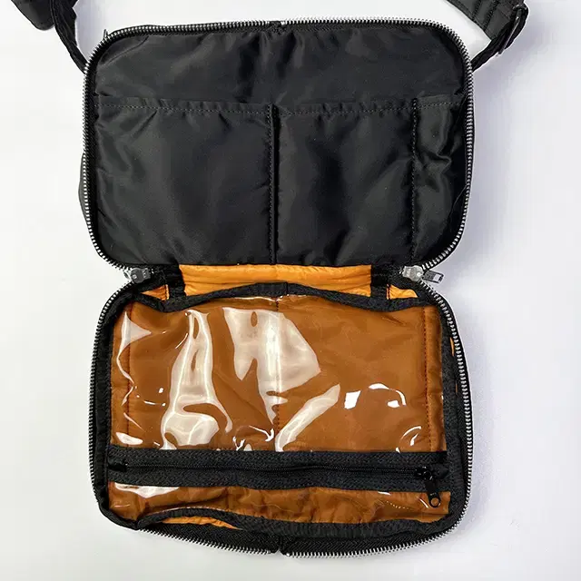 PORTER TANKER SHOULDER BAG (S) 포터 탱커 숄더백