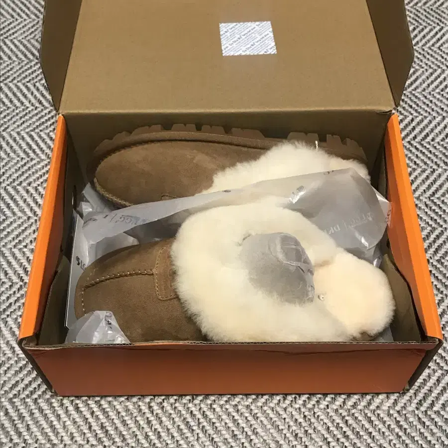 Ugg sheepskin 코켓 밴딩 어그 240