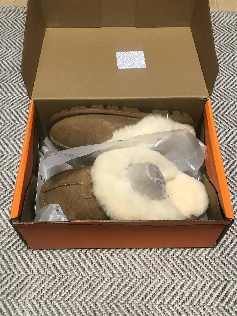 Ugg sheepskin 코켓 밴딩 어그 240