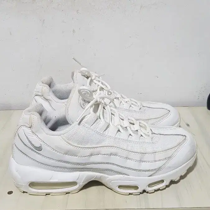 택포 260/265 정품 NIKE 95 AIR-MAX 에센셜 쿠션 운동화