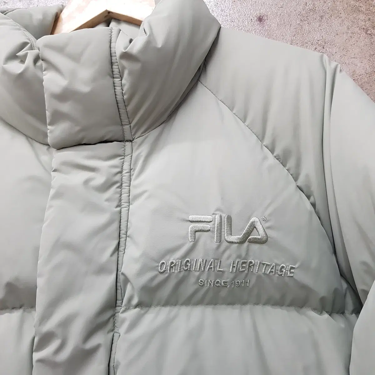 FILA 휠라 덕다운 패딩 L