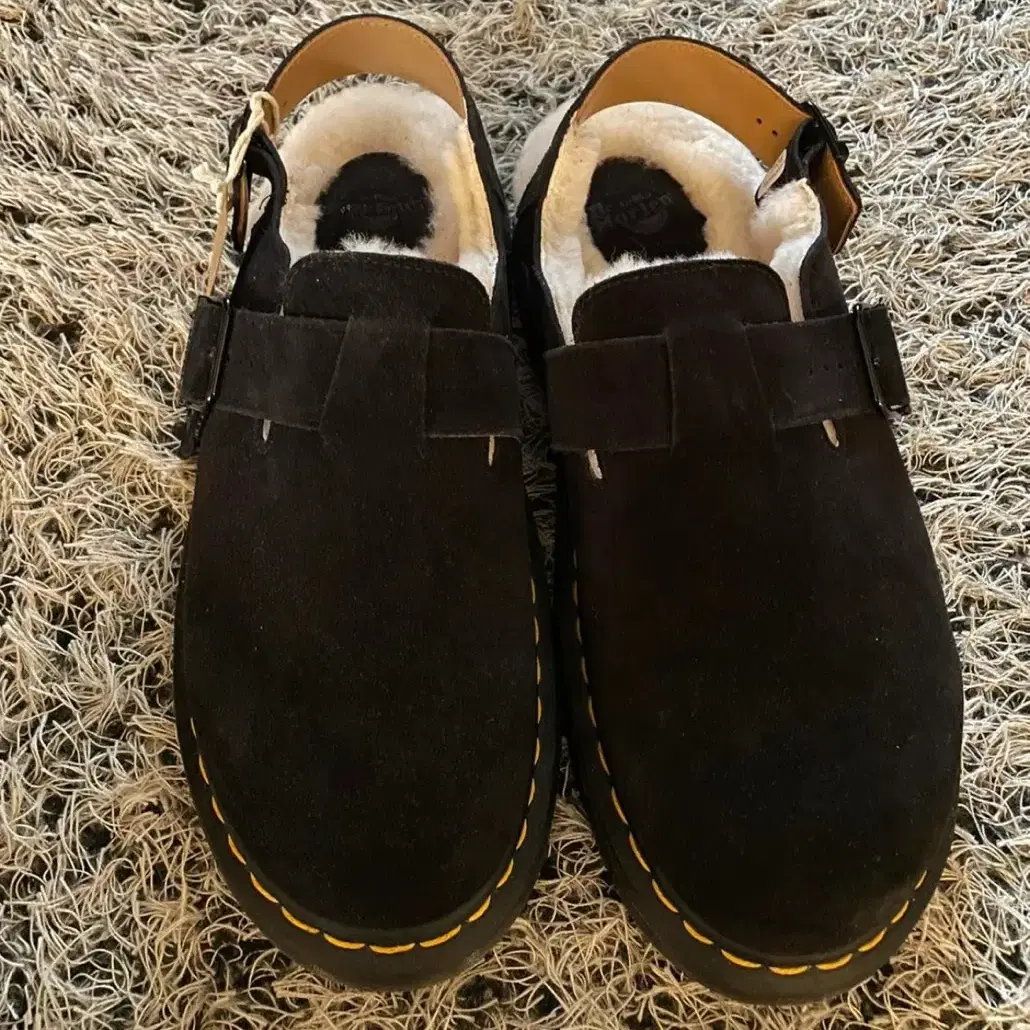 닥터마틴 Dr. Martens Mens Jorge Shearling 신발