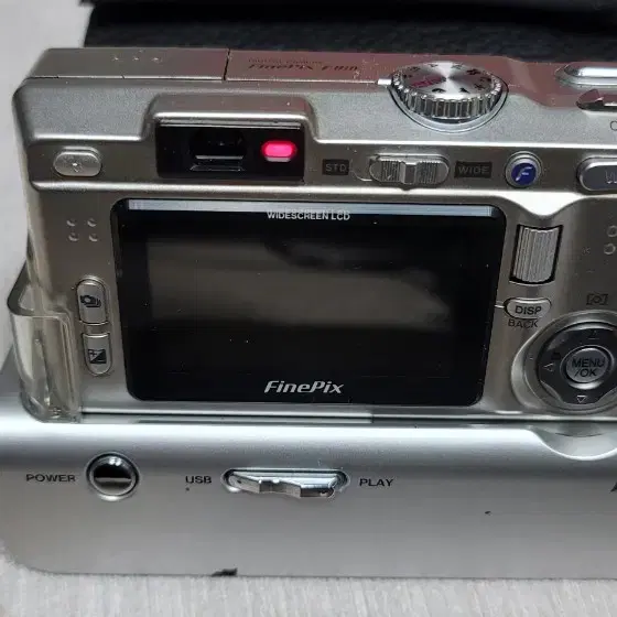 FUJIFILM FinePix F810