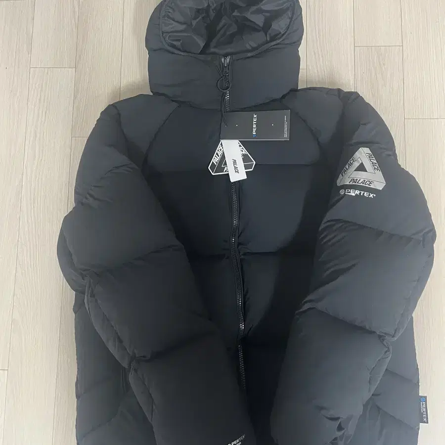 Palace Pertex Matte Balaclava Puffa 블랙