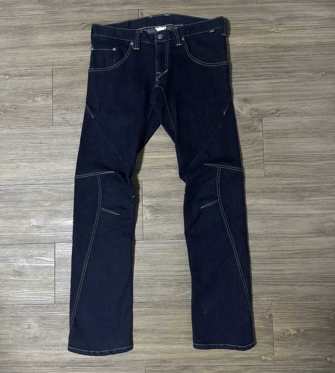 00s vandalize indigo darted denim pants