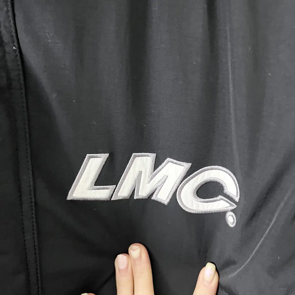 LMC 블랙 백빅로고 롱 패딩