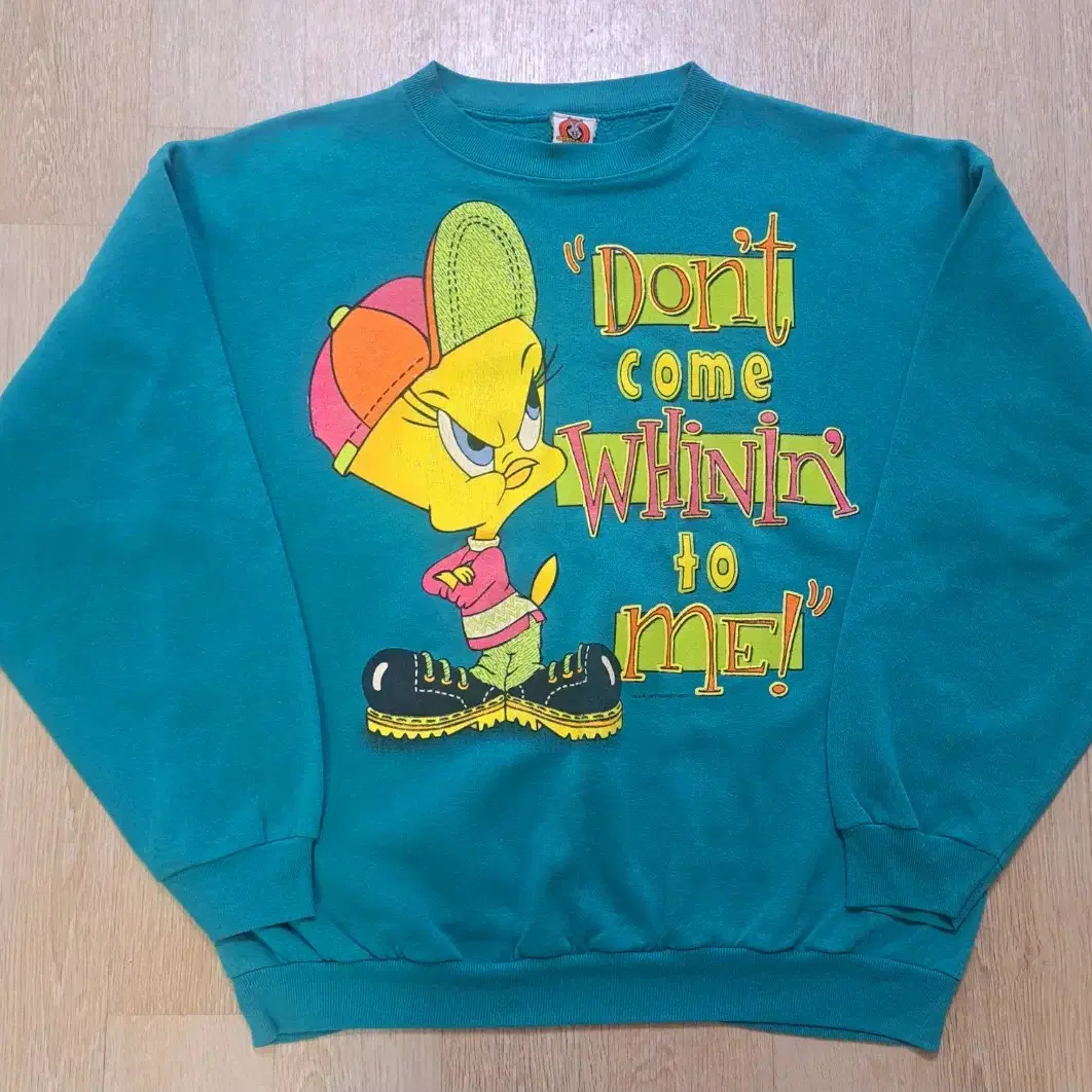 90s looney tunes 스웻셔츠