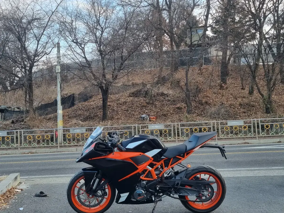 ktm rc390 18년식 / 1만대키로수/애로우머플러튜닝/신차급/급매