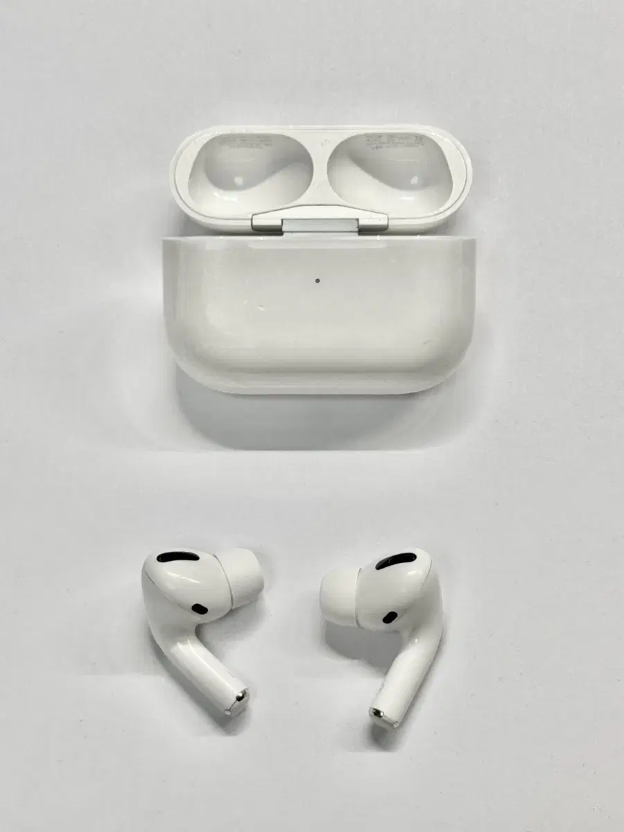 Free AirPods Pro1 Both Units + Faulty Body