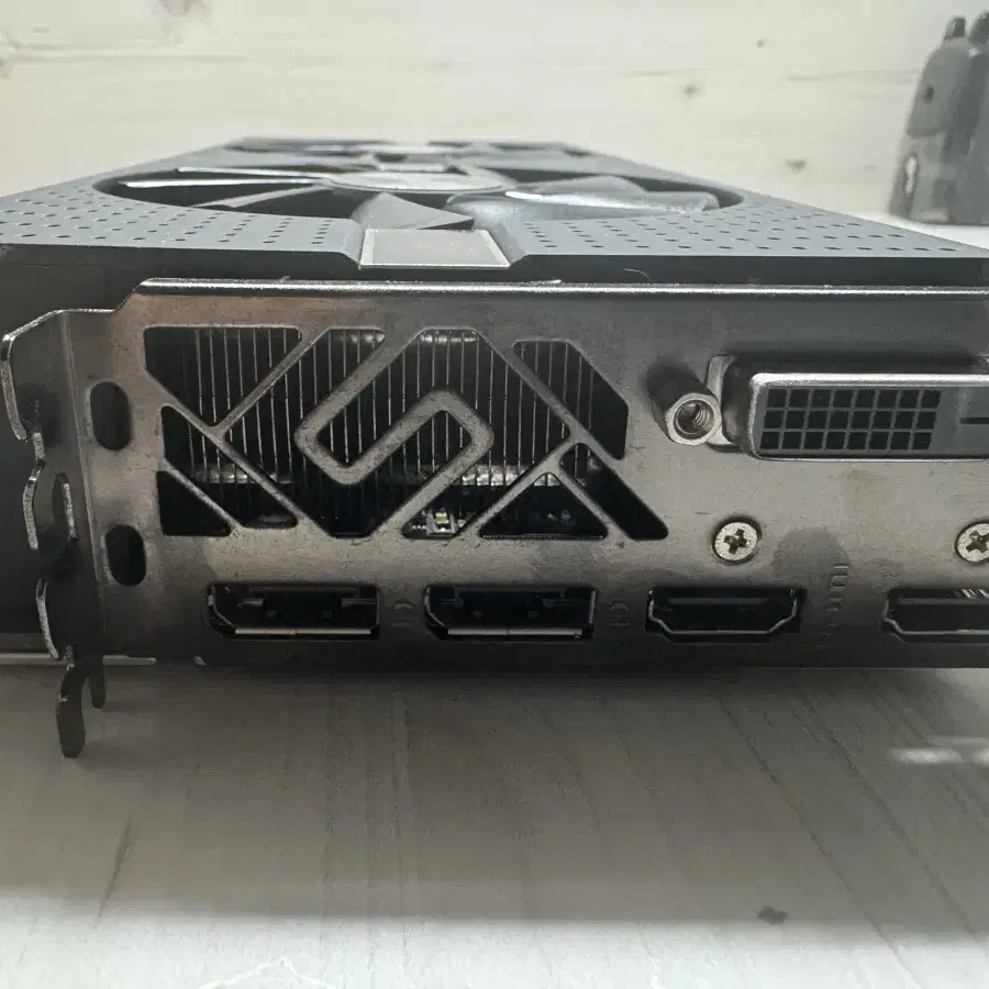 사파이어 rx580 8g