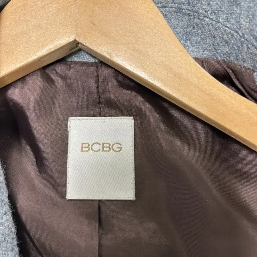 BCBG 코트