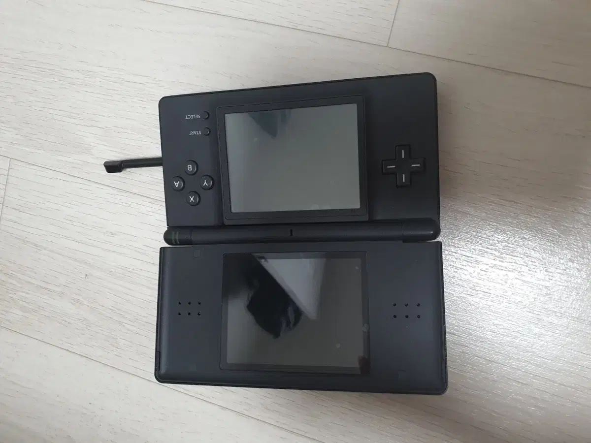 닌텐도 ds lite 게임기 팔아요